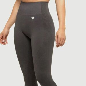 Women's Best Power Seamless Leggings (size: M) - Graphite